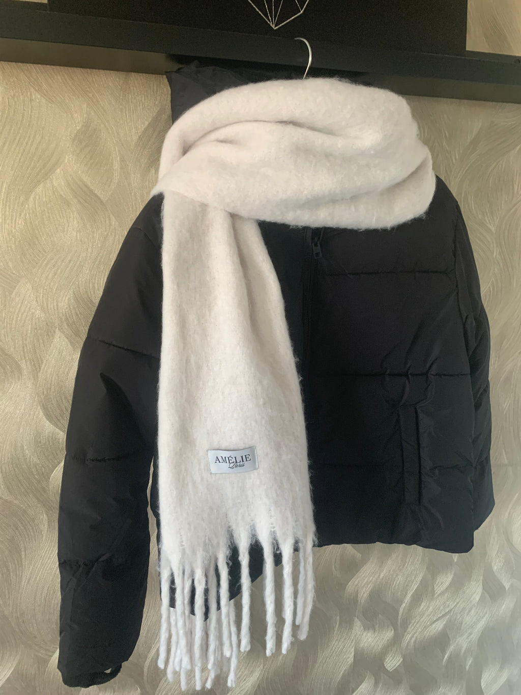 Szalik Amélie – Miękki Paryski Dotyk – Biały