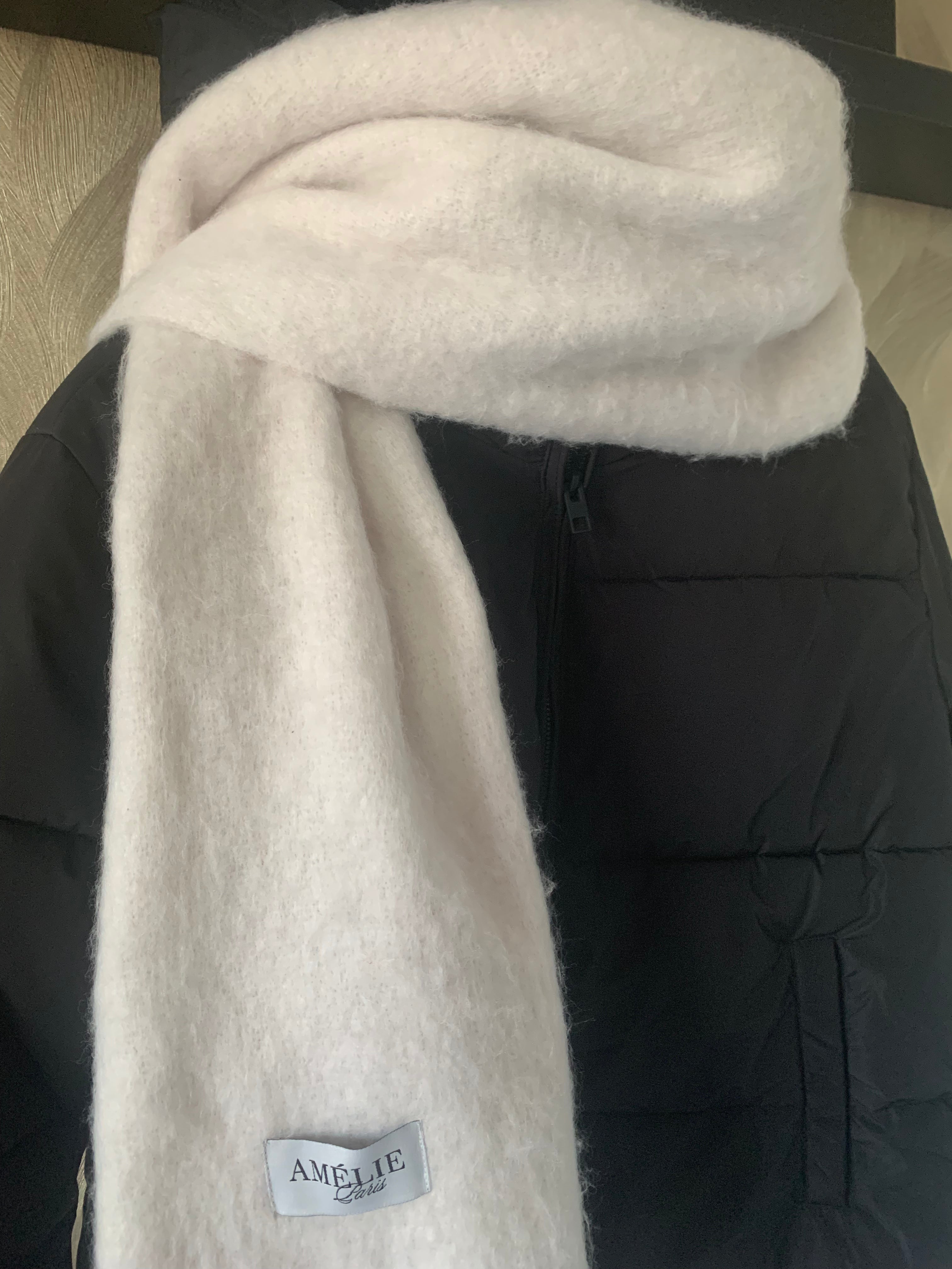 Szalik Amélie – Miękki Paryski Dotyk – Biały